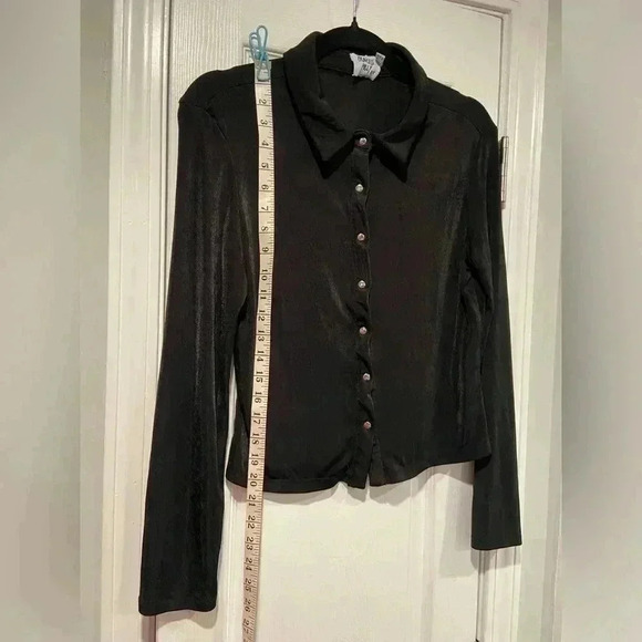 Princess Polly Black Stretchy Snap Front Long Sleeve Collared Top Size 12 - Picture 10 of 11
